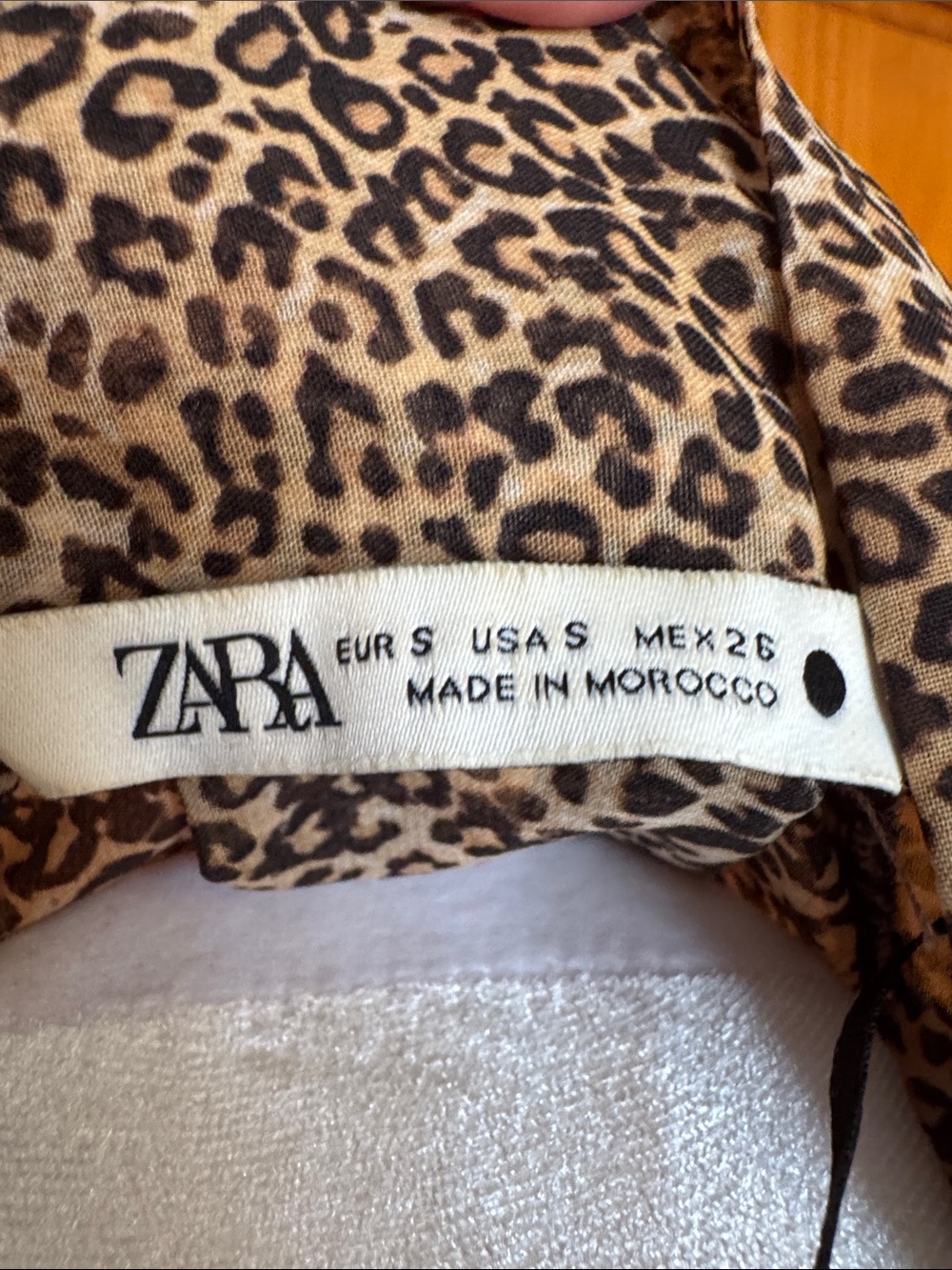 Zara Leopard Print Button Front Top - Tan & Black - Picture 6 of 6